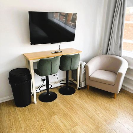Modern Studio Flat. Central London. Zone 1. Экстерьер фото
